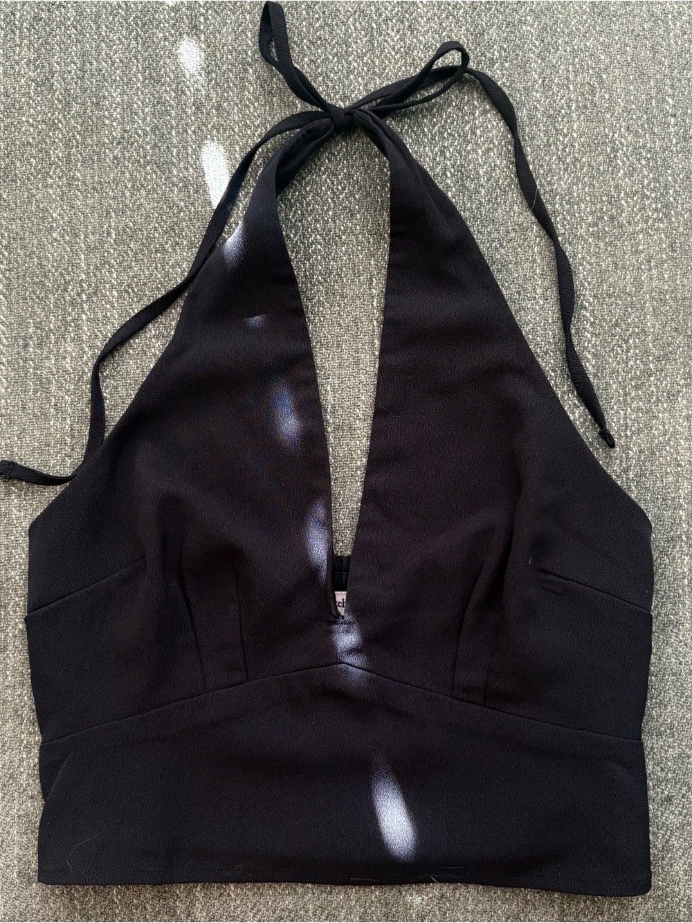 Abercrombie & Fitch Deep V-neck Halter Top